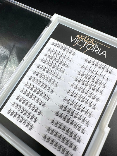 WISPY BOTTOM LASH CLUSTERS