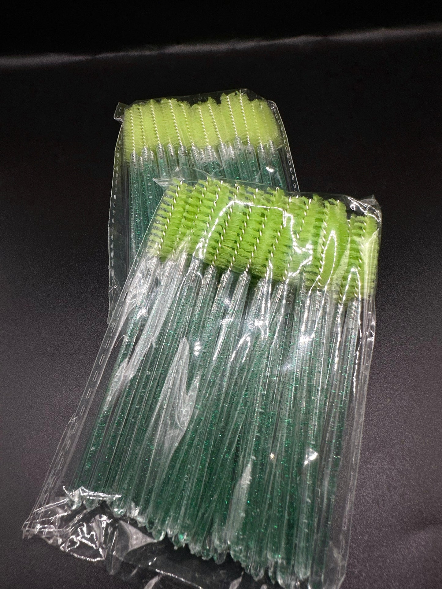 DISPOSABLE MASCARA WANDS
